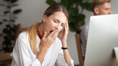 Ngáp quá nhiều có thể là dấu hiệu thiếu sắt?