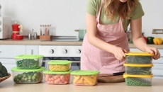 5 vật dụng nhà bếp làm tăng nguy cơ nhiễm vi nhựa