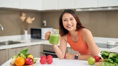 Thưởng thức sinh tố đúng cách để kiểm soát đường huyết