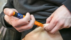 Đái tháo đường: Tiêm insulin bị áp-xe cần xử trí thế nào?
