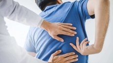 Làm gì để phòng ngừa đau cột sống?
