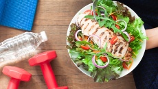 giảm cân không lo loãng xương nhờ ăn uống, tập luyện đúng cách