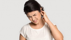 Đừng chủ quan với ù tai trái kéo dài