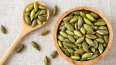 5 loại hạt giàu protein cho người muốn tăng cân