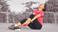 Đau hoặc sưng chân khi đi bộ: Có một nguyên nhân dễ bị bỏ qua