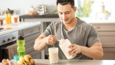 Muốn tăng cân và tăng cơ, không phải ăn càng nhiều càng tốt