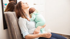 Đau lưng mạn tính sau sinh có phải do gây tê ngoài màng cứng?