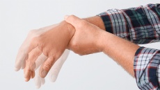 Bạn cần biết gì về run chân tay do rối loạn thần kinh thực vật?