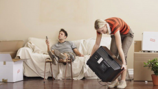 Khi sự kém cỏi trở thành “vũ khí” trong tình yêu