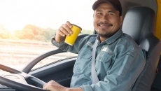 Lạm dụng cà phê, lái xe dễ gặp họa