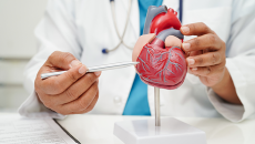 Hẹp van động mạch chủ không triệu chứng đã cần điều trị chưa?