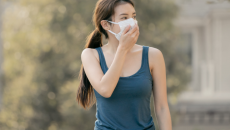 Có nên đi bộ vào sáng sớm trong những ngày không khí ô nhiễm?