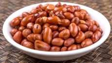 Ăn đậu phộng rang không ướp muối giúp cải thiện trí nhớ?