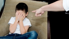 Hậu quả của phong cách nuôi dạy con độc đoán