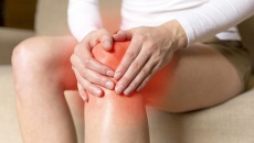 Những người bị thoái hóa khớp gối nên ăn và kiêng gì?