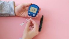 Đường huyết buổi sáng cao nhưng ban ngày bình thường có nguy hiểm không?