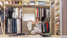 Dọn tủ quần áo đúng cách trong 7 bước