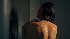  Tắm trong bóng tối - xu hướng mới giúp ngủ ngon hơn