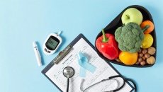 Chỉ số HbA1c 10,5%, đường huyết 12mmol/L cần làm gì để giảm?