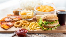 Thực phẩm siêu chế biến tăng nguy cơ mắc bệnh tim mạch