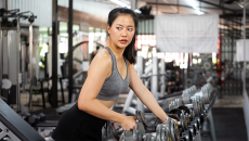 Sai lầm phổ biến của phụ nữ khi tập tạ