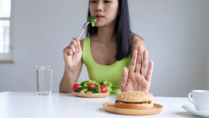 Thưởng thức đồ ăn nhanh ra sao khi đang vào chế độ giảm cân?