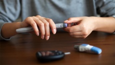 Đái tháo đường: Tiêm insulin bị nổi mẩn đỏ có phải biến chứng không?