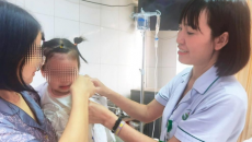 Kịp thời phẫu thuật tái tạo khuôn mặt cho bé gái 22 tháng tuổi bị chó cắn