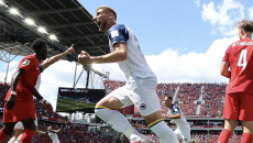Cùng con hòa mình vào không khí World Cup ngay tại nhà