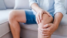 Bài tập giúp người đau khớp gối vận động linh hoạt hơn