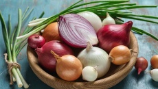 Bảo quản hành tỏi thế nào để giữ tươi lâu, hạn chế nảy mầm?
