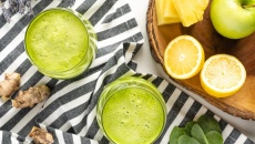 Gợi ý tự làm thức uống giúp chống viêm hiệu quả 