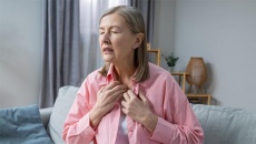 Đổ mồ hôi nhiều, có thể tim đang phát tín hiệu “cầu cứu”