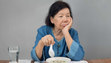Suy dinh dưỡng ở người cao tuổi: Mối đe dọa đến tuổi thọ