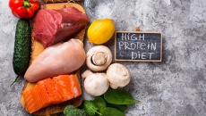 Chế độ ăn giàu protein có gây táo bón?
