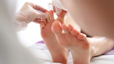Nóng rát đầu ngón chân có phải do bệnh đái tháo đường không?