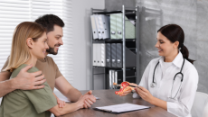 Chưa muốn sinh con ngay, có nên khám sức khỏe tiền hôn nhân?