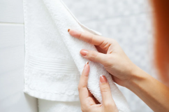 Nên giặt khăn tắm bao lâu một lần?