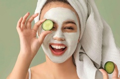 Làm đẹp da với 5 nguyên liệu có sẵn trong bếp