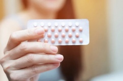 Giảm tác dụng phụ của thuốc tránh thai nhờ chế độ ăn uống