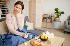 Đau họng nên kiêng ăn gì?