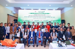 “Tối ưu Hiệu suất và Phục hồi thông qua Dinh dưỡng Thể thao” 