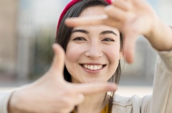 Tử vi thứ Sáu (21/11/2025): Song Tử sẽ trở nên khá thu hút 