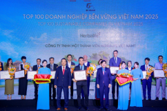 Herbalife Việt Nam: Top 100 Doanh nghiệp Bền vững Việt Nam 2025