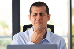 Thói quen khiến viêm họng dễ tái phát – bạn có mắc phải?