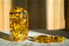 Vitamin E: Lợi ích quen thuộc và những rủi ro khi lạm dụng