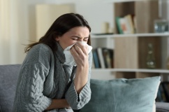 Biến chứng tai mũi họng gia tăng trong thời tiết lạnh