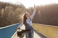 Tử vi thứ Bảy (27/12/2025): Song Tử nên thay đổi thái độ của mình