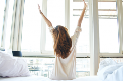 5 thói quen đơn giản giúp cải thiện tâm trạng buổi sáng