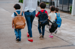 Tại sao nhiều phụ nữ bất ngờ phát hiện mắc ADHD khi con vào mẫu giáo?